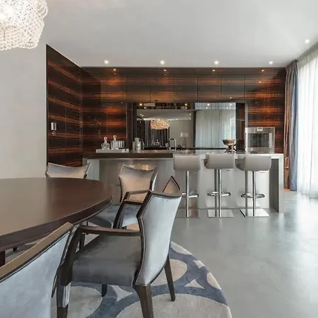 Ultra Luxury Penthouse With Pool * Berlin