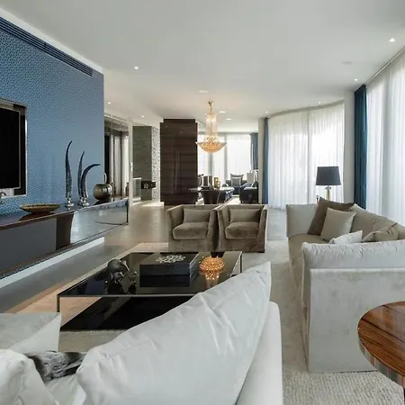 Ultra Luxury Penthouse With Pool Berlin
